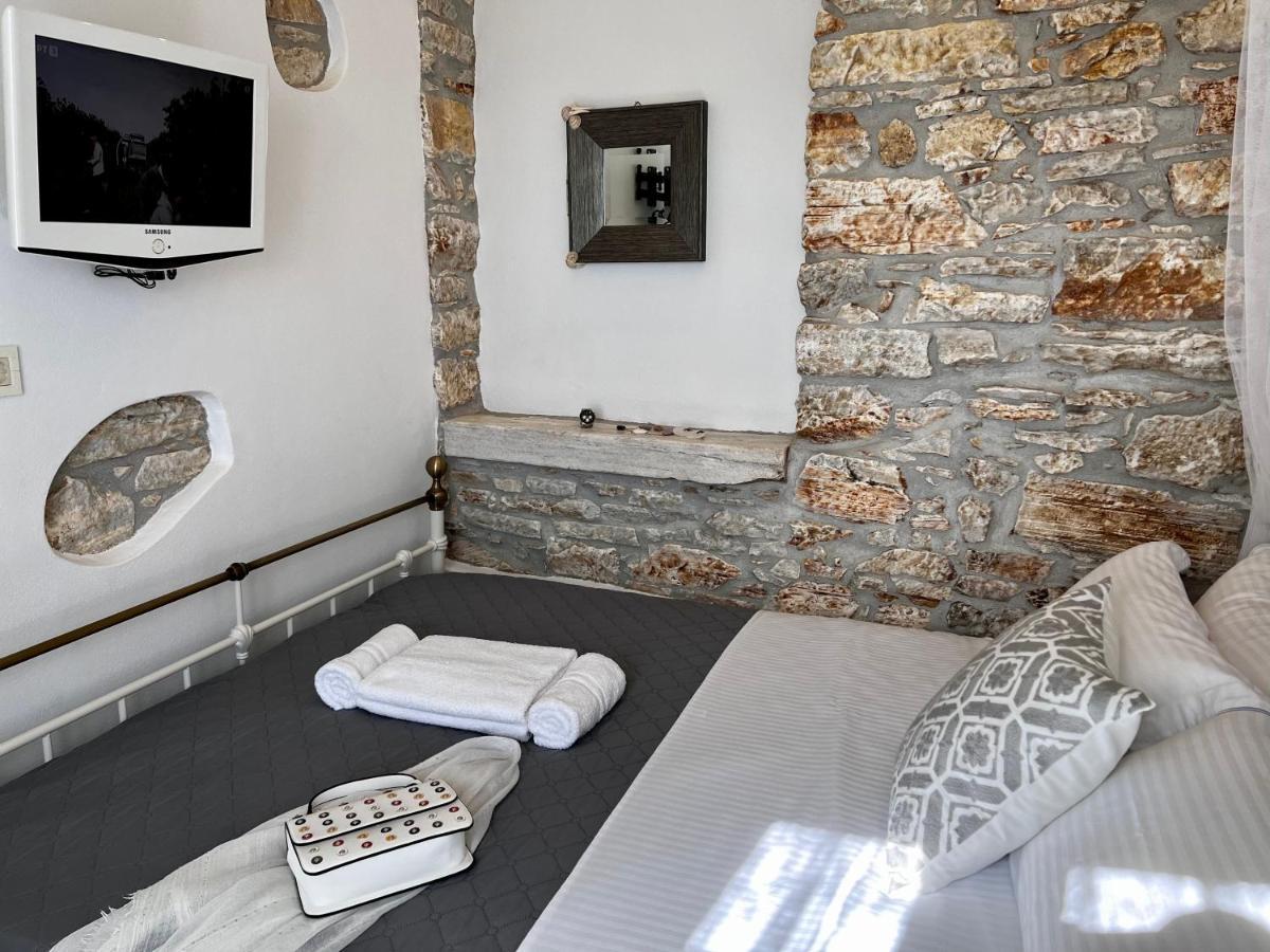 Petra Home Heritage And Hospitality Aperathos Exterior photo