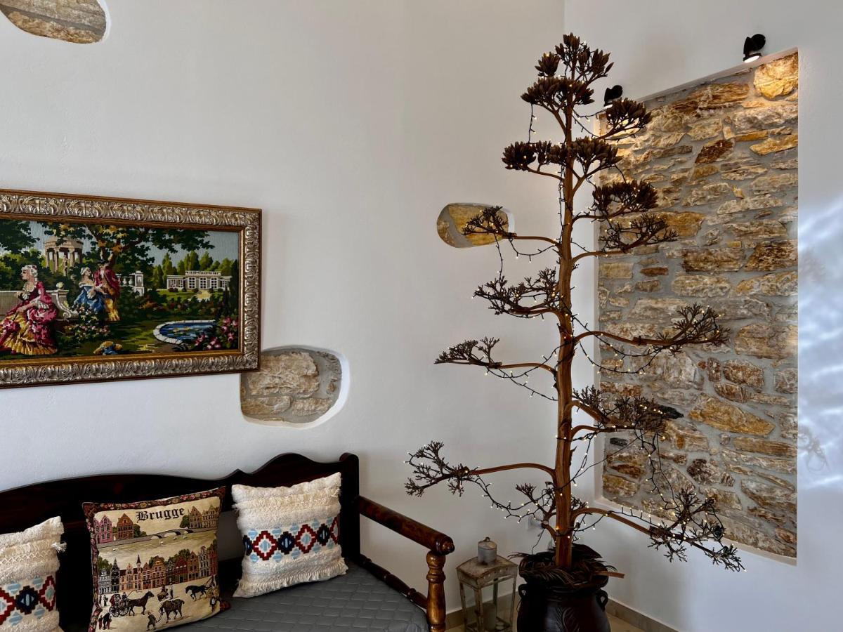 Petra Home Heritage And Hospitality Aperathos Exterior photo